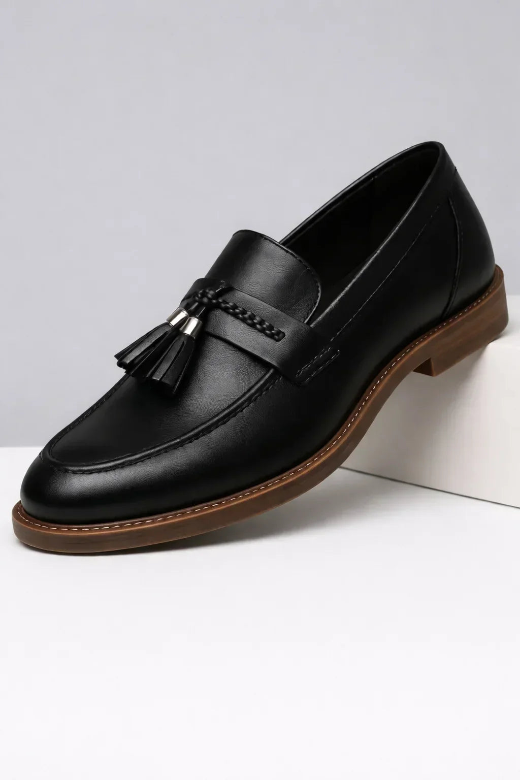 Milano Fringe Pointed Moccasins